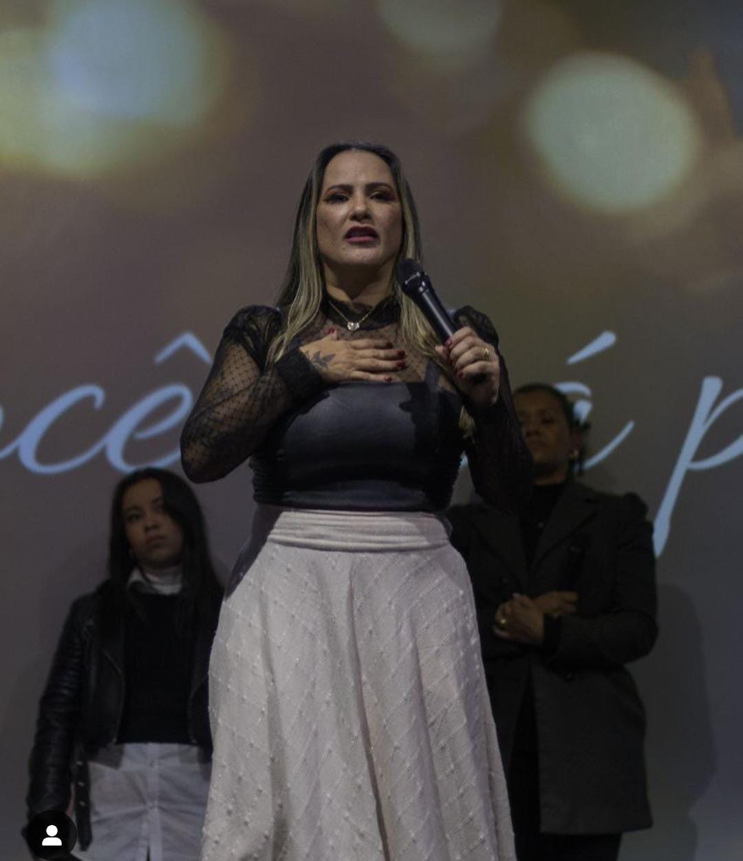 Pastora Fabiana Junqueira